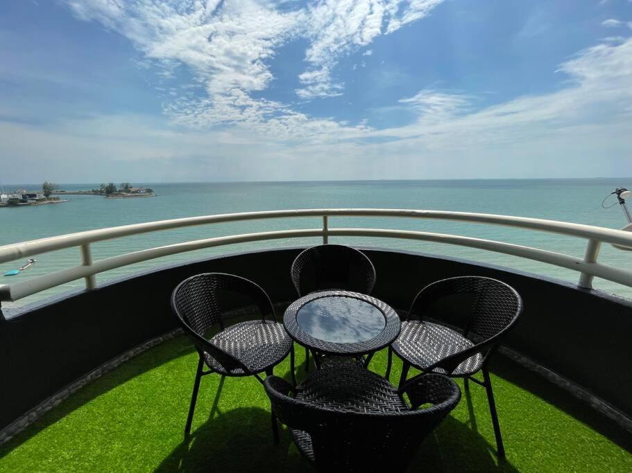 Apartamento The Arena Tanjung Tuan Port Dickson Exterior foto